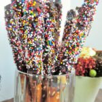 Chocolate-Dipped-Pretzels