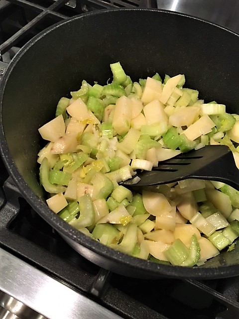 Celery-and-potato-soup
